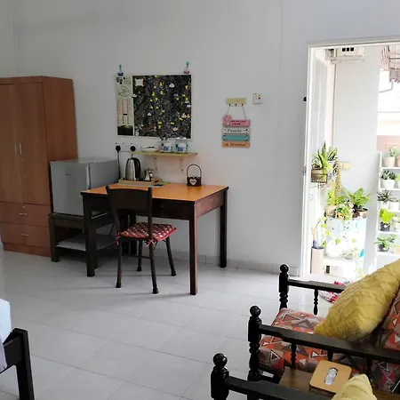 阳台民宿 16 Terrace Kluang Bagian luar foto