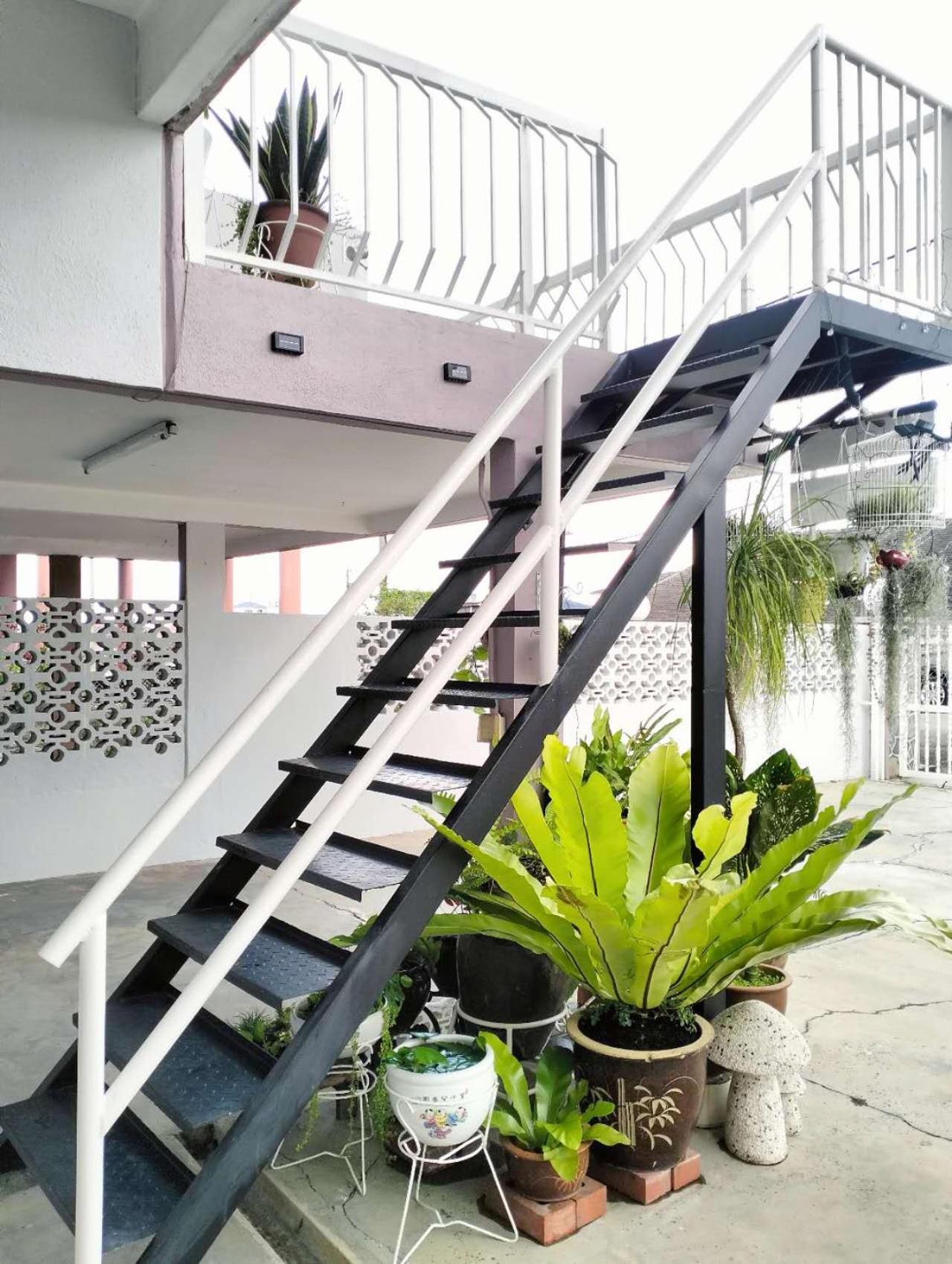 Homestay 阳台民宿 16 Terrace Kluang